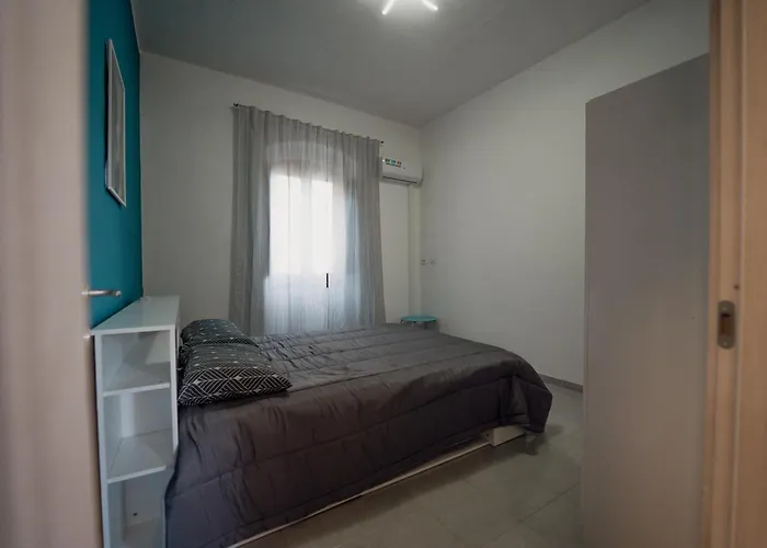 - Il Balconcino Sul Castello 1 * 伊格莱西亚斯